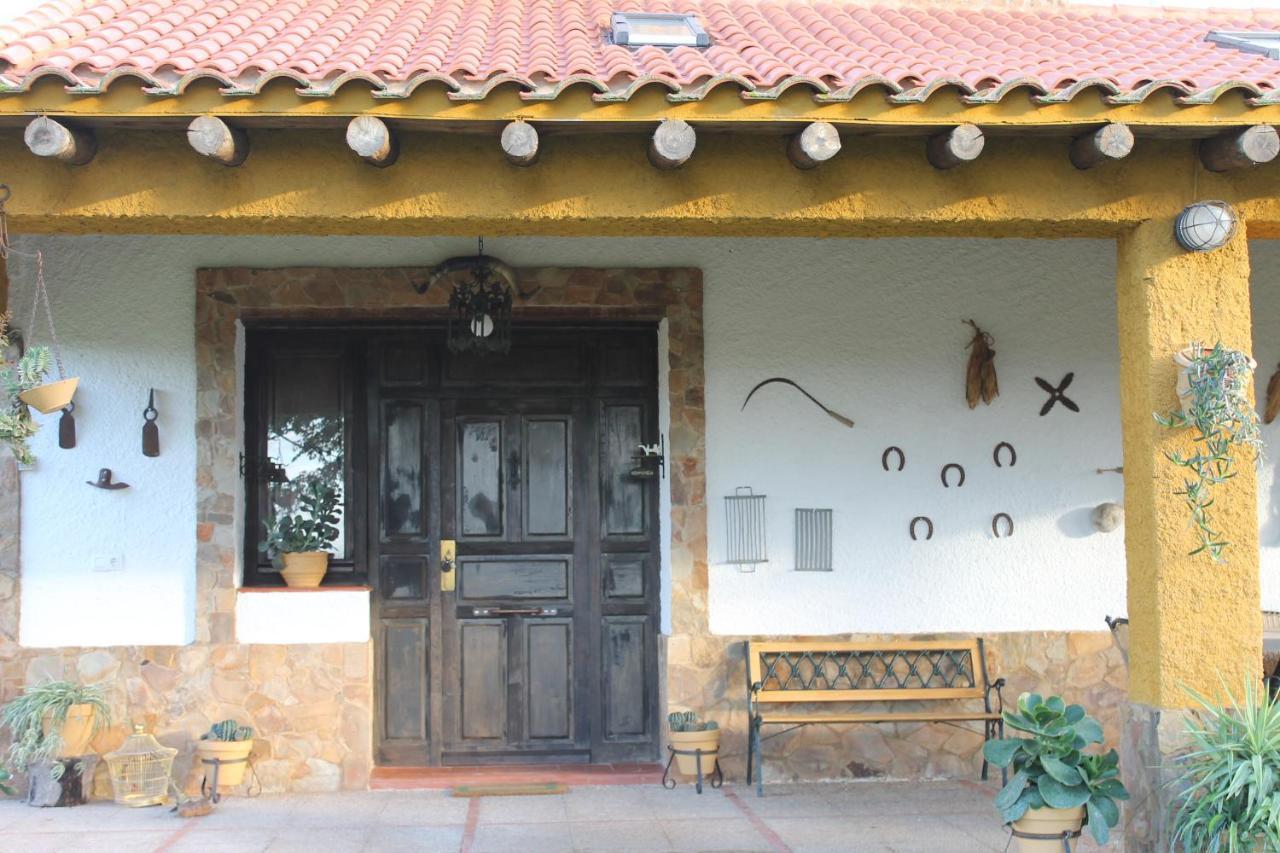 Casa Rural La Coscoja Мерида Экстерьер фото